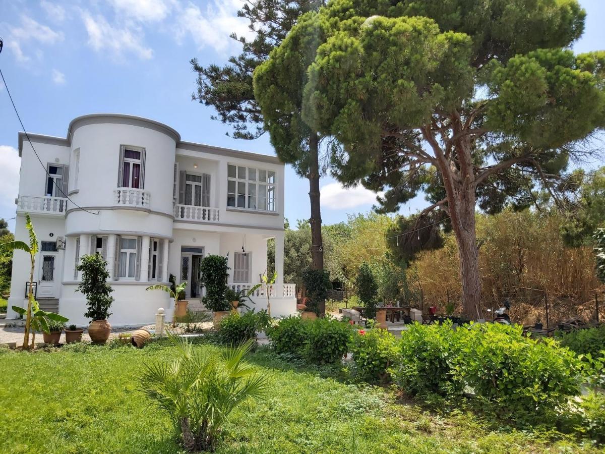 Tower Traditional Pool Villa Kremastí Exterior foto